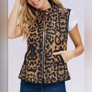 Boutique Animal Print Vest - Size
Large